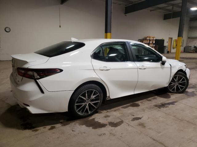 Obraz 3 z 2021 TOYOTA CAMRY SE 2021 z VIN 4T1G11AK4MU476893