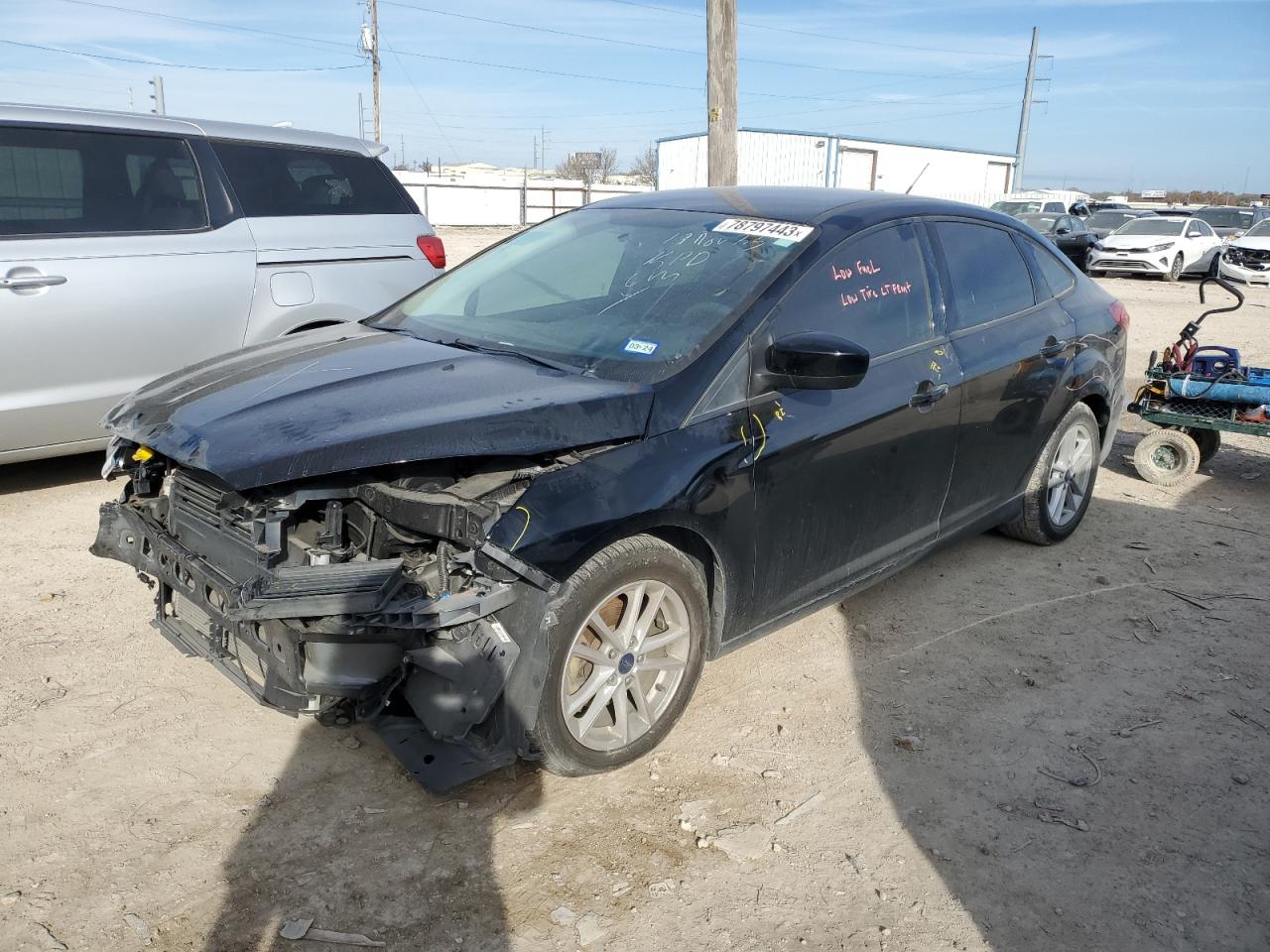 Image 1 of 2018 FORD FOCUS SE 2018 with VIN 1FADP3F28JL302360