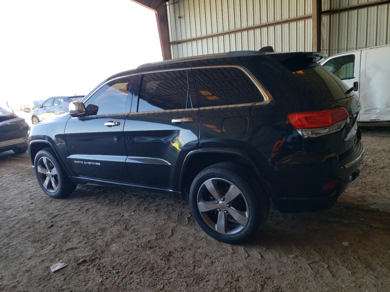 Image 2 of 2015 JEEP GRAND CHEROKEE OVERLAND 2015 with VIN 1C4RJECG9FC749459