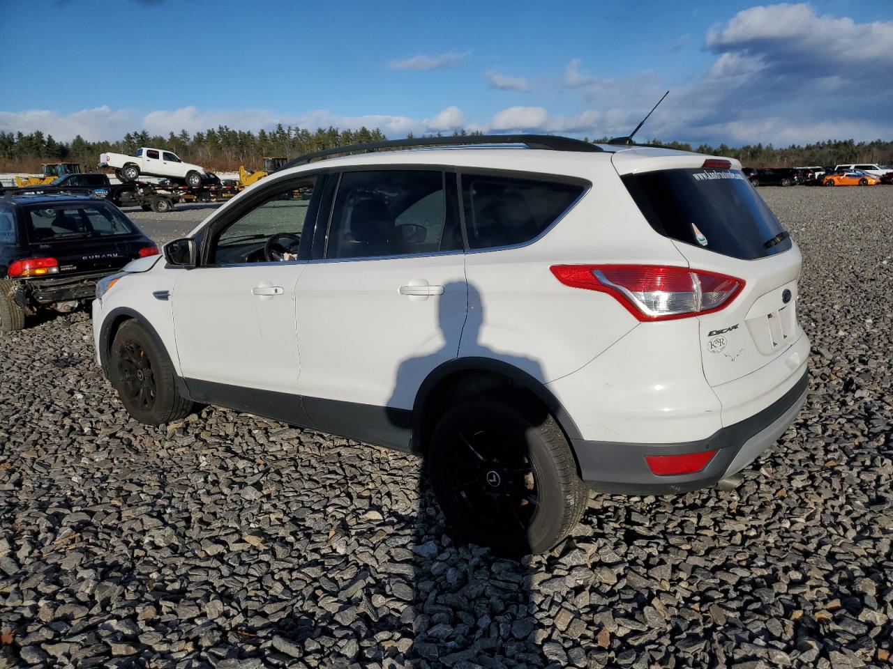 Изображение 2 2015 FORD ESCAPE SE 2015 с VIN 1FMCU9GX7FUB09304