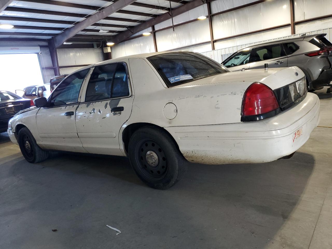 Image 2 of 2007 FORD CROWN VICTORIA POLICE INTERCEPTOR 2007 with VIN 2FAFP71W77X104598