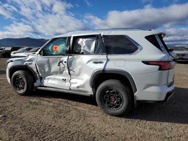Изображение 2 2024 TOYOTA SEQUOIA SR5 2024 с VIN 7SVAAABA2RX021648