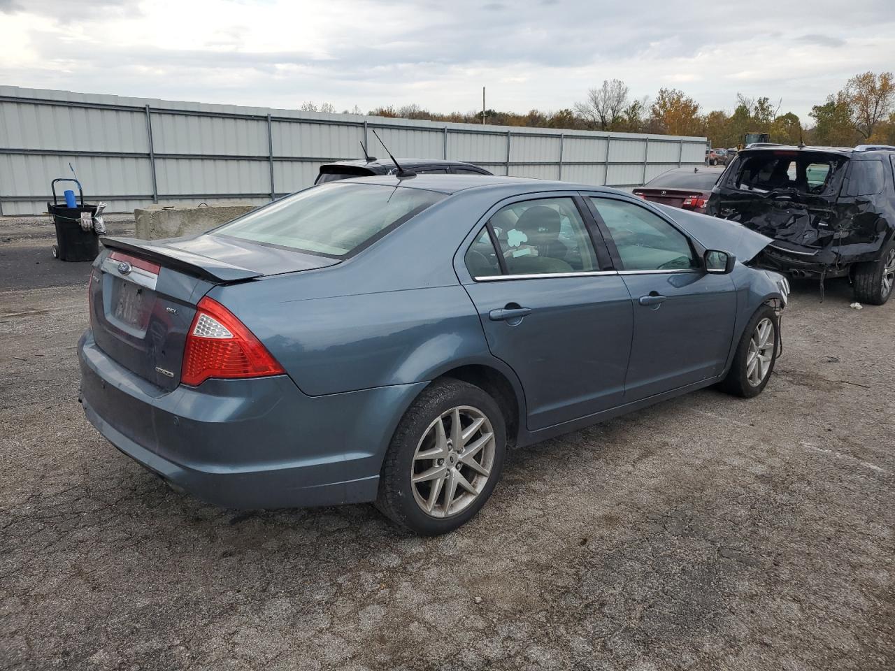 Image 3 of 2011 FORD FUSION SEL 2011 with VIN 3FAHP0JG2BR184487