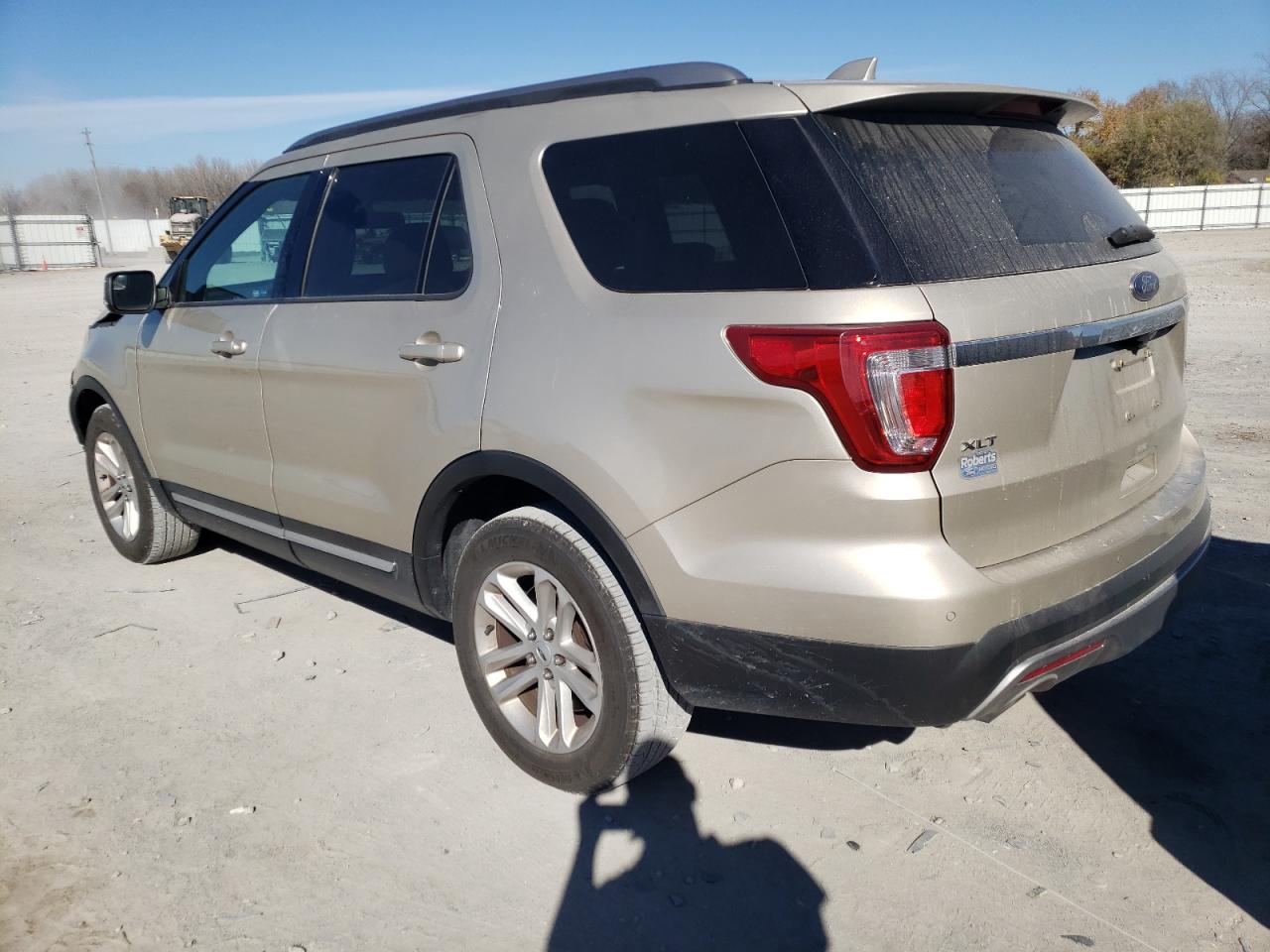Image 2 of 2017 FORD EXPLORER XLT 2017 with VIN 1FM5K7DH3HGC32051