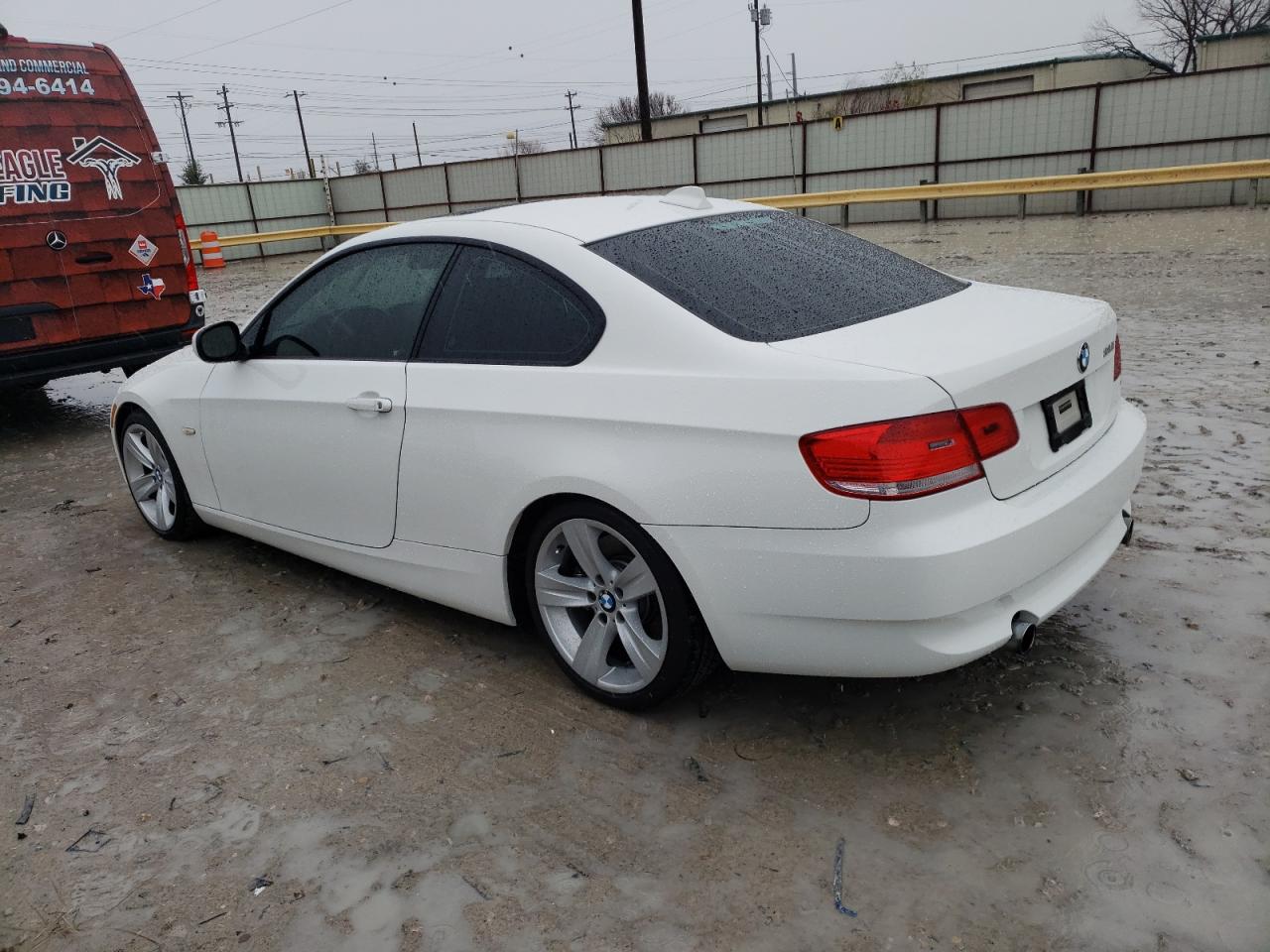 Image 2 of 2010 BMW 335 I 2010 with VIN WBAWB7C59AP049403