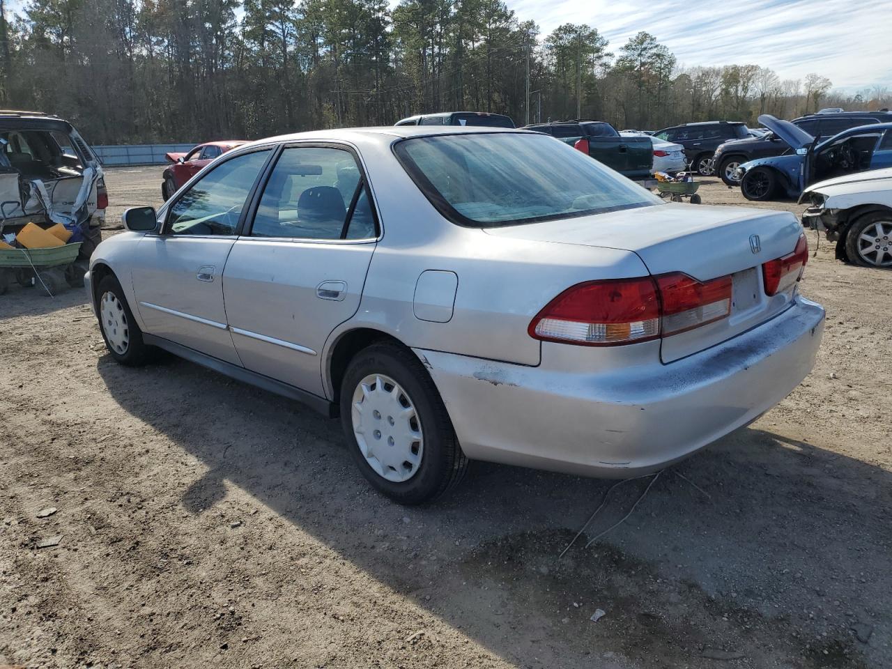 Obraz 2 z 2001 HONDA ACCORD LX 2001 z VIN 1HGCG66501A110588