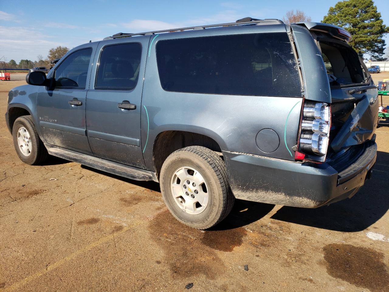 Obraz 2 z 2008 CHEVROLET SUBURBAN C1500  LS 2008 z VIN 3GNFC16048G197364