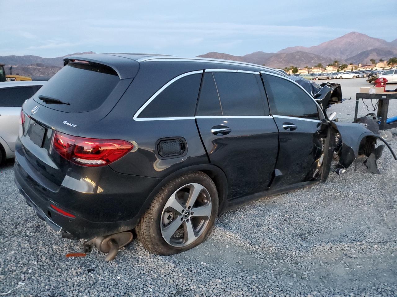 Image 3 of 2020 MERCEDES-BENZ GLC 300 4MATIC 2020 with VIN W1N0G8EB5LF856800