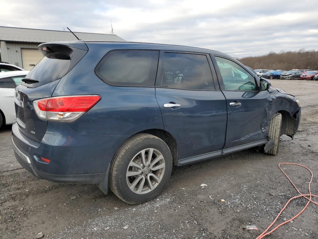 Изображение 3 2015 NISSAN PATHFINDER S 2015 с VIN 5N1AR2MM2FC643746