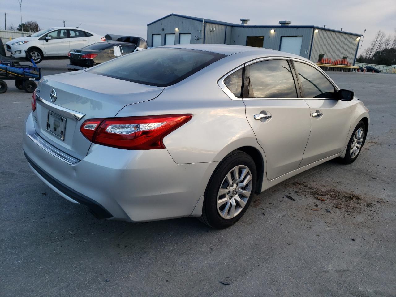 Image 3 of 2017 NISSAN ALTIMA 2.5 2017 with VIN 1N4AL3AP8HC128236