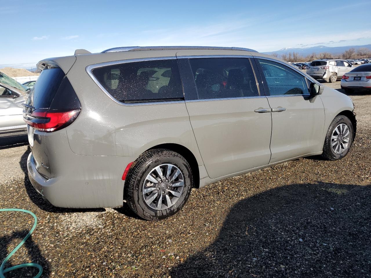Изображение 3 2021 CHRYSLER PACIFICA HYBRID TOURING L 2021 с VIN 2C4RC1L74MR576960