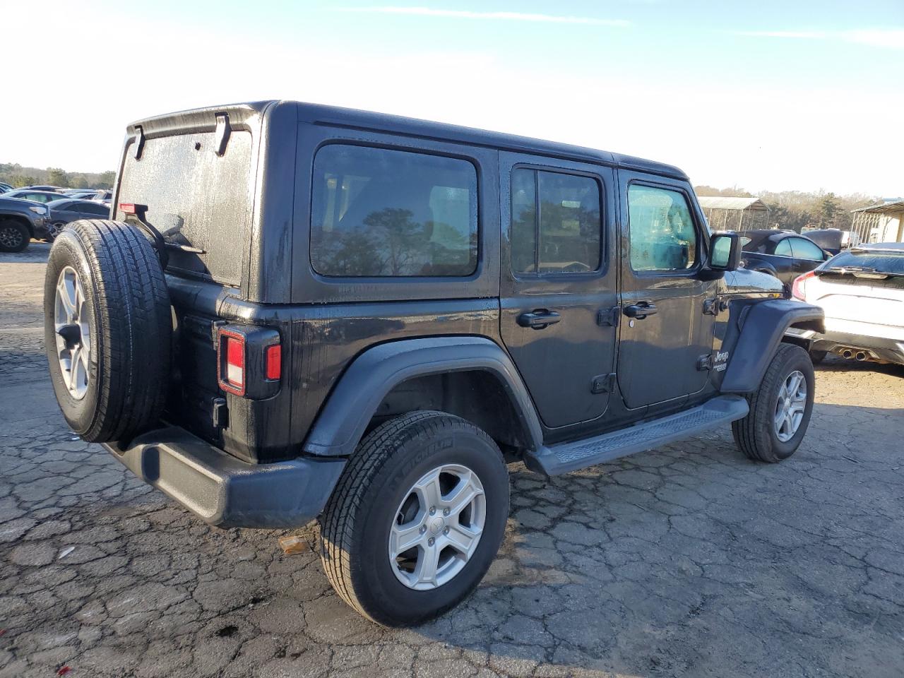 Изображение 3 2019 JEEP WRANGLER UNLIMITED SPORT 2019 с VIN 1C4HJXDN6KW575363