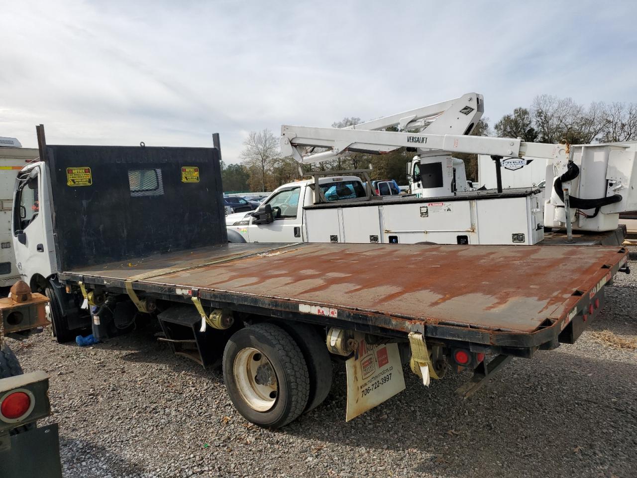 Image 2 of 2019 HINO 155  2019 with VIN JHHYDM1HXKK006802