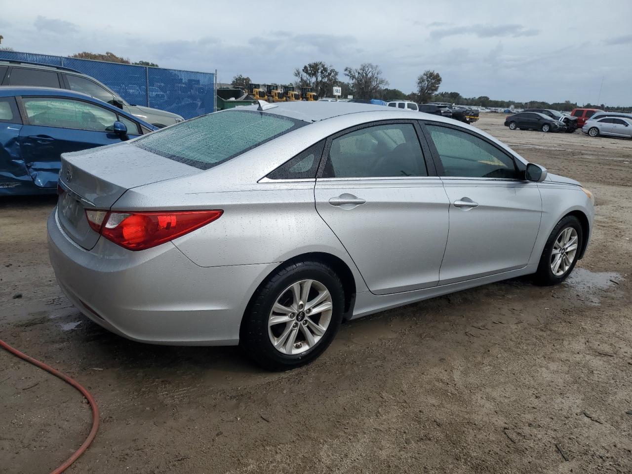 Obraz 3 z 2013 HYUNDAI SONATA GLS 2013 z VIN 5NPEB4AC2DH519477