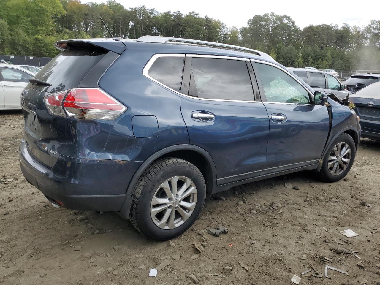 Obraz 3 z Nissan Rogue S 2015 z VIN 5N1AT2MV5FC922330