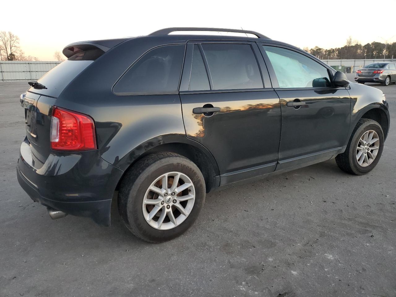 Image 3 of 2013 FORD EDGE SE 2013 with VIN 2FMDK3GC1DBE30780