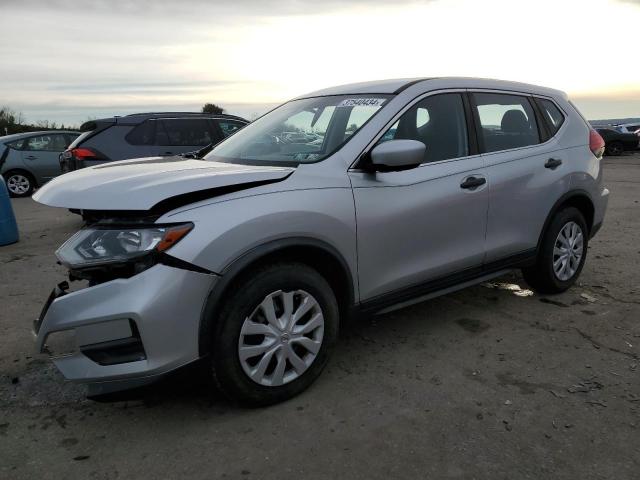 Obraz 1 z 2017 NISSAN ROGUE S 2017 z VIN JN8AT2MV1HW253421
