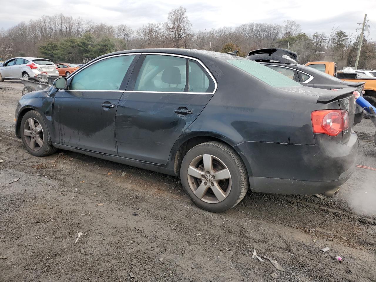 Image 2 of 2008 VOLKSWAGEN JETTA SE 2008 with VIN 3VWRZ71K08M103365