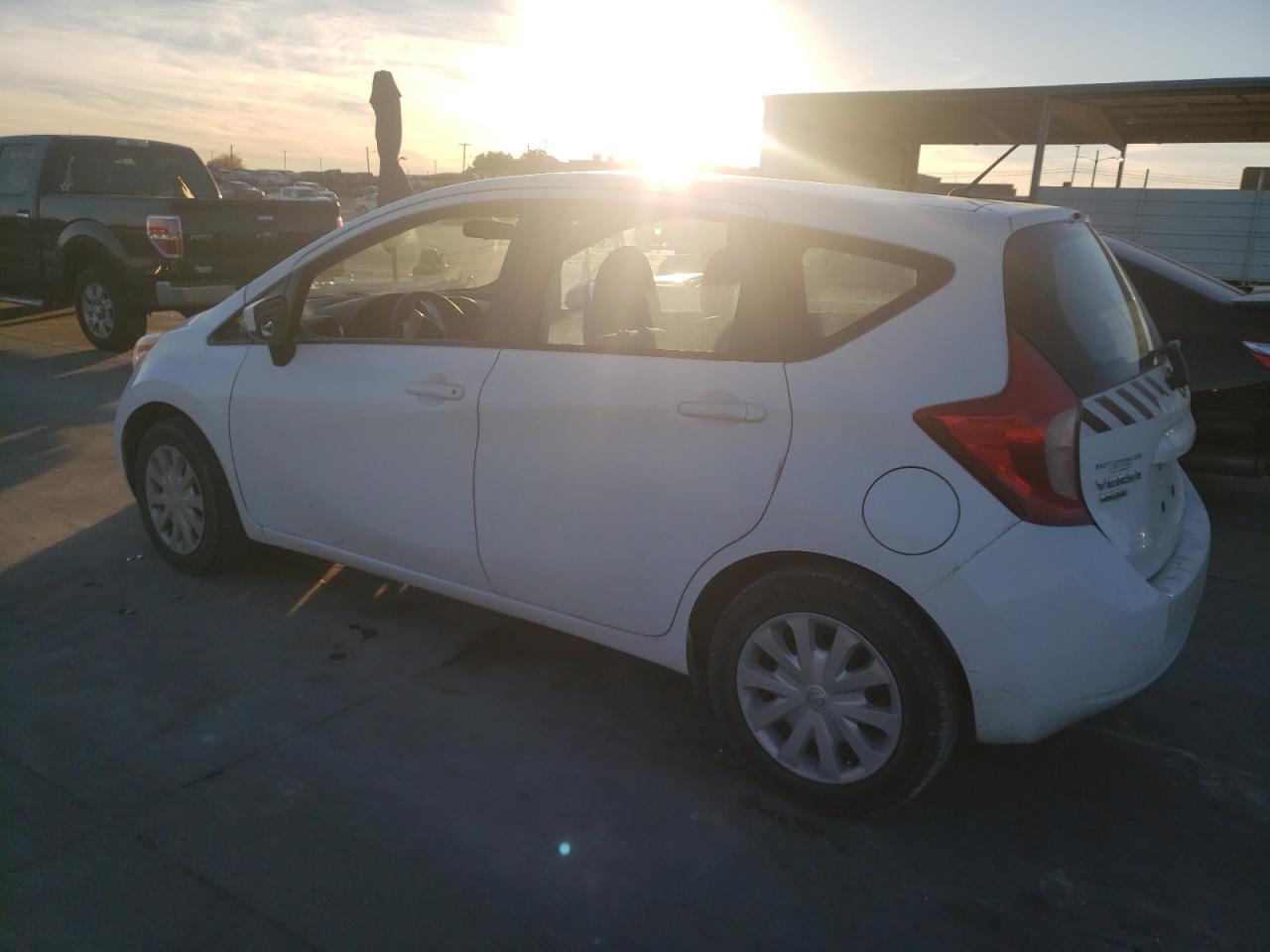 Image 2 of 2016 NISSAN VERSA NOTE S 2016 with VIN 3N1CE2CP3GL375867