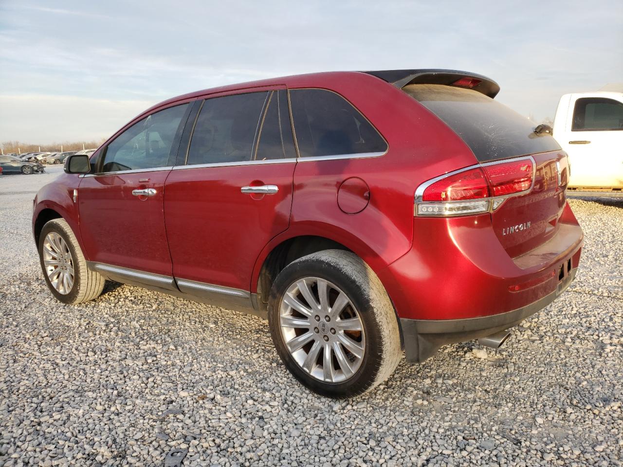 Image 2 of 2013 LINCOLN MKX  2013 with VIN 2LMDJ6JK4DBL38555