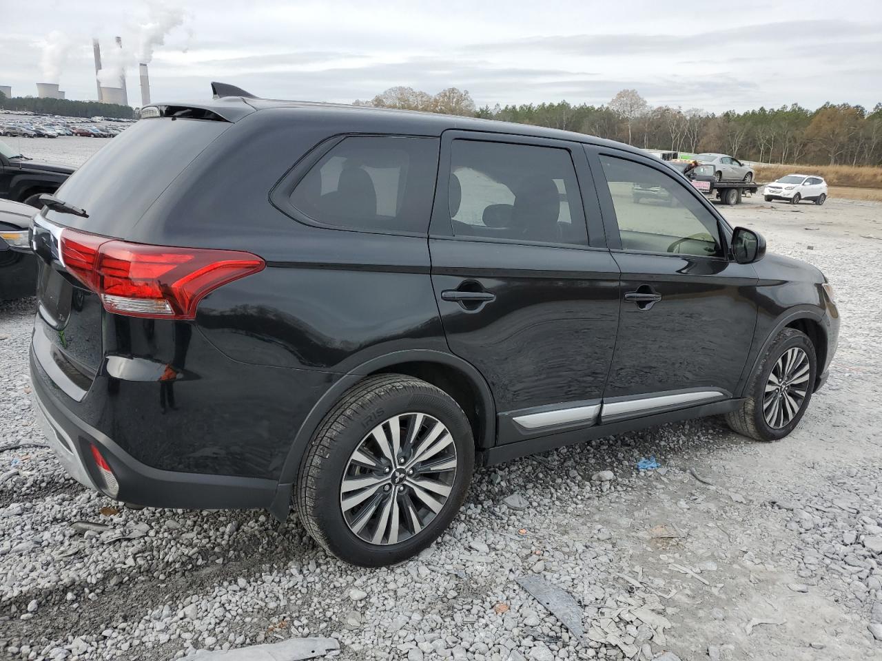 Изображение 3 2020 MITSUBISHI OUTLANDER ES 2020 с VIN JA4AD2A3XLZ004743