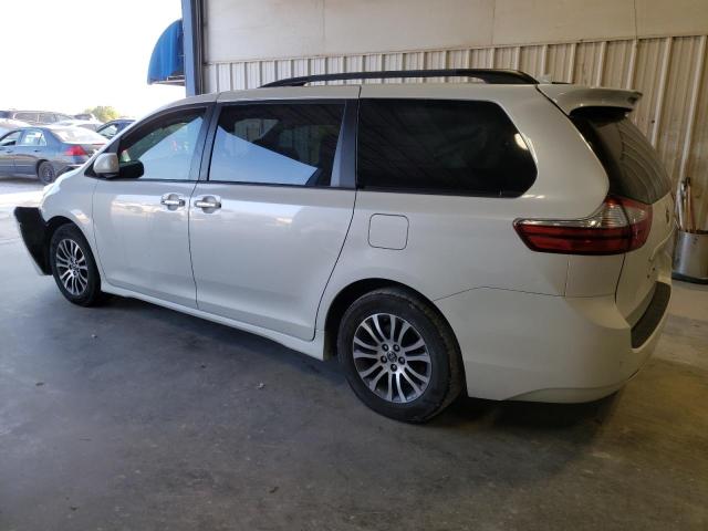 Image 2 of 2019 TOYOTA SIENNA XLE 2019 with VIN 5TDYZ3DC5KS014880