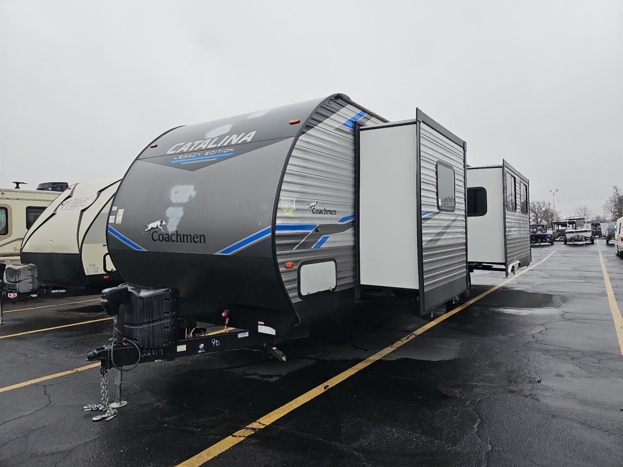 Image 2 of 2021 WILDWOOD COACHMAN 2021 with VIN 5ZT2CAVB2MX022819