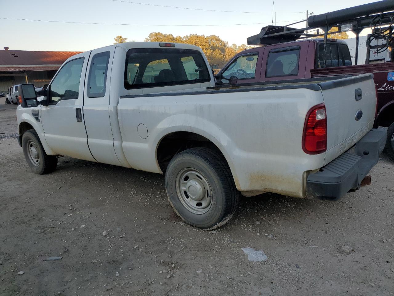 Image 2 of 2010 FORD F250 SUPER DUTY 2010 with VIN 1FTNX2A50AEB01356