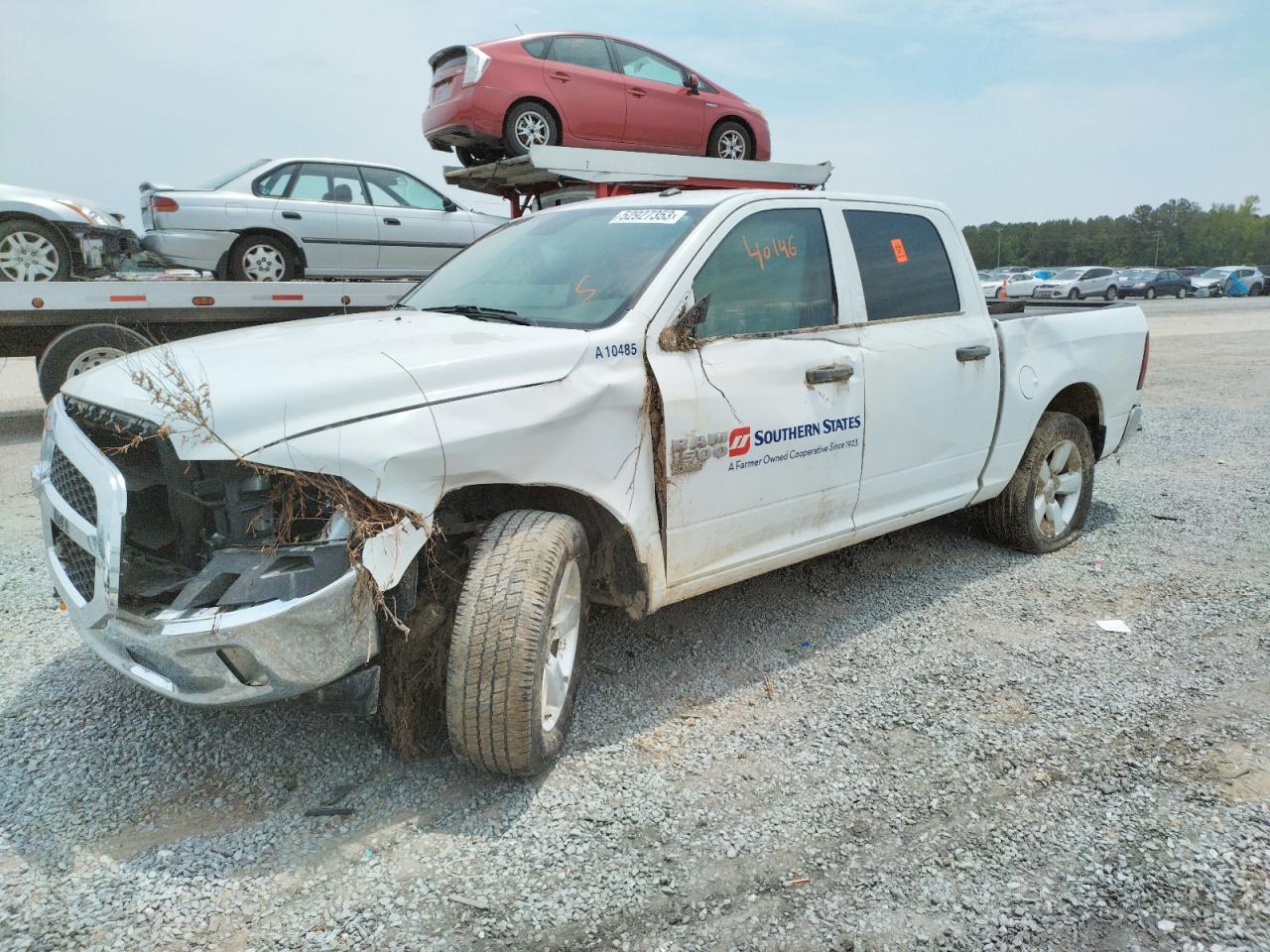 Изображение 1 2022 RAM 1500 CLASSIC TRADESMAN 2022 с VIN 3C6RR7KG7NG211447