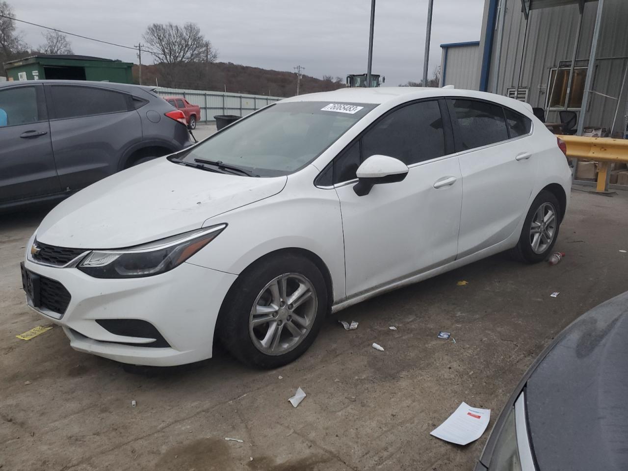 Image 1 of 2017 CHEVROLET CRUZE LT 2017 with VIN 3G1BE6SMXHS569254
