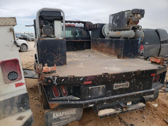 Image 2 of 2018 CHEVROLET SILVERADO K3500 2018 with VIN 1GB4KYCG1JF230720