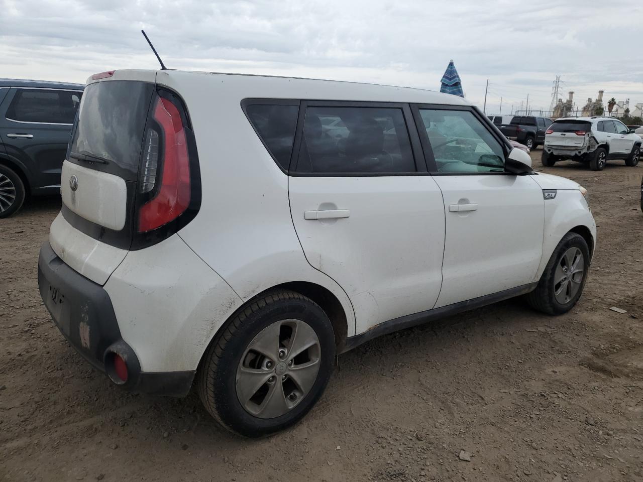 Image 3 of 2015 KIA SOUL  2015 with VIN KNDJN2A21F7151012