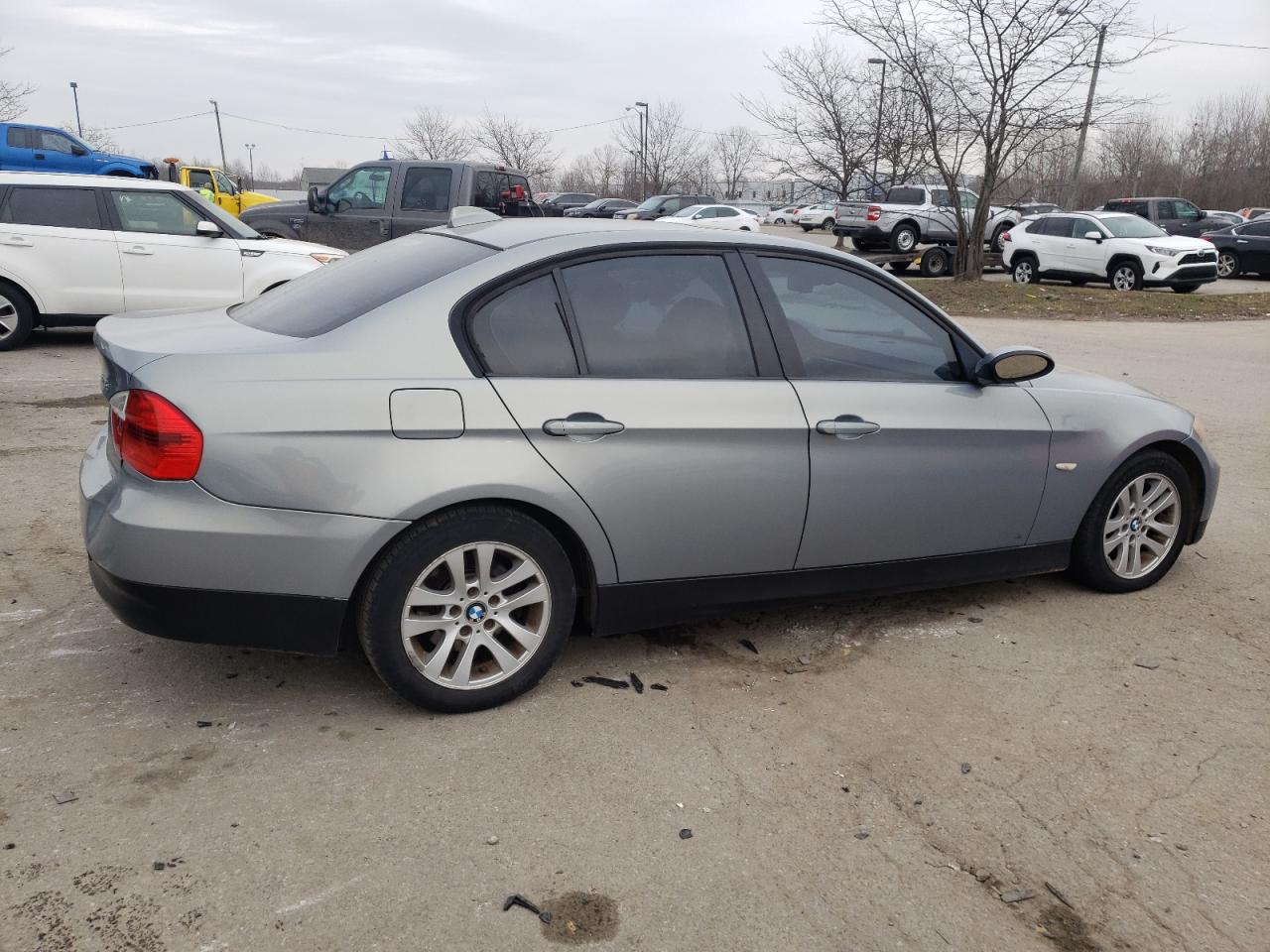 Image 3 of 2007 BMW 328 XI 2007 with VIN WBAVC93517KX55131
