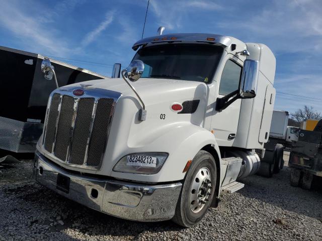 Изображение 2 2015 PETERBILT 579  2015 с VIN 1XPBAP9XXFD261733