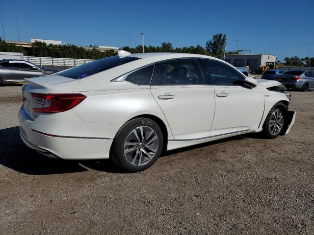 Image 3 of 2018 HONDA ACCORD TOURING HYBRID 2018 with VIN 1HGCV3F98JA006017