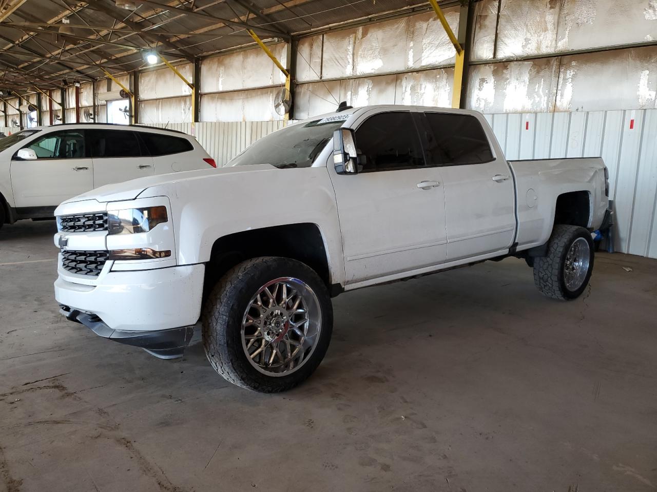 Изображение 1 2016 CHEVROLET SILVERADO K1500 LT 2016 с VIN 3GCUKREC1GG224838