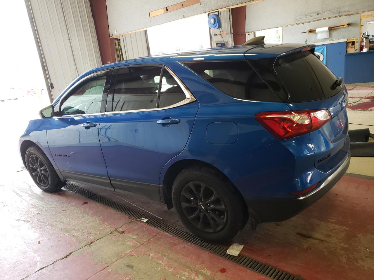 Obraz 2 z 2019 CHEVROLET EQUINOX LT 2019 z VIN 3GNAXUEV8KS575073