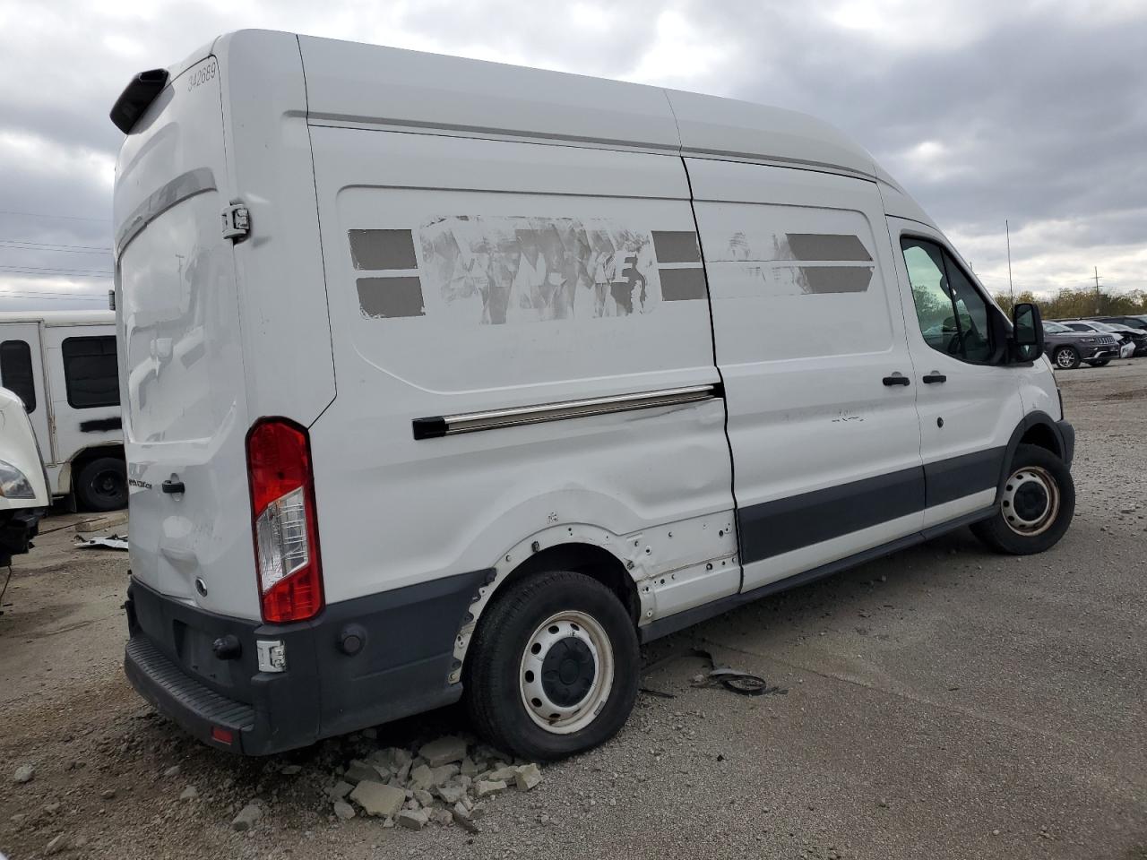 Image 3 of 2019 FORD TRANSIT T-250 2019 with VIN 1FTYR2XMXKKA50618