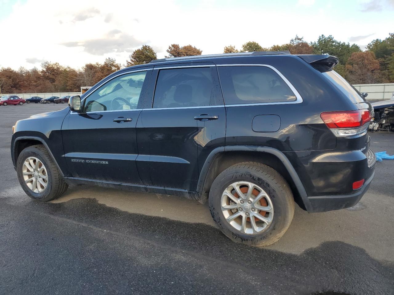 Изображение 2 Jeep Grand Cherokee Laredo 2021 с VIN 1C4RJFAG1MC524863