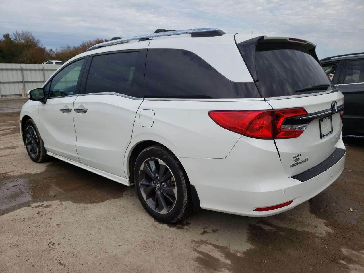 Image 2 of 2022 HONDA ODYSSEY ELITE 2022 with VIN 5FNRL6H99NB047461