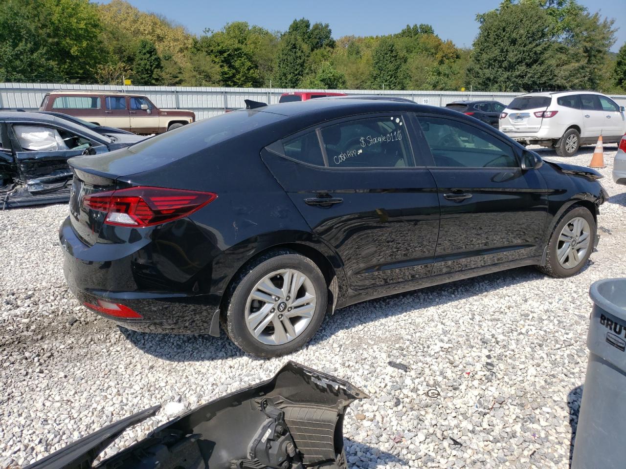 Image 3 of 2020 HYUNDAI ELANTRA SEL 2020 with VIN KMHD84LF5LU026152
