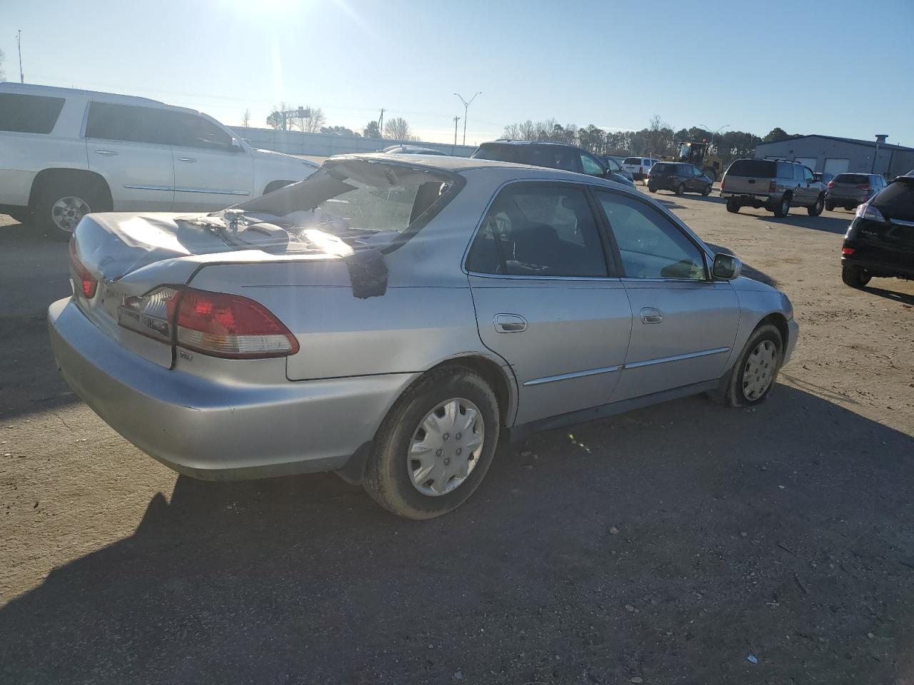 Image 3 of 2001 HONDA ACCORD LX 2001 with VIN 1HGCG164X1A058932