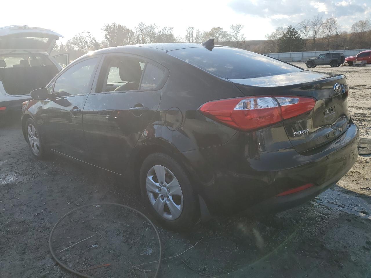 Obraz 2 z 2015 KIA FORTE LX 2015 z VIN KNAFX4A69F5393814