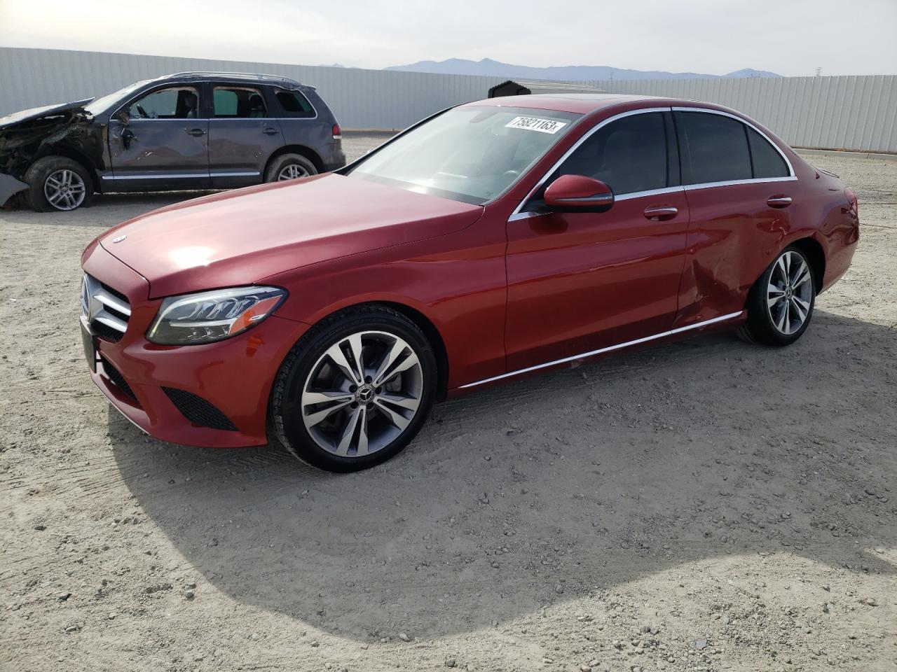 Obraz 1 z 2019 MERCEDES-BENZ C 300 2019 z VIN 55SWF8DB8KU299209