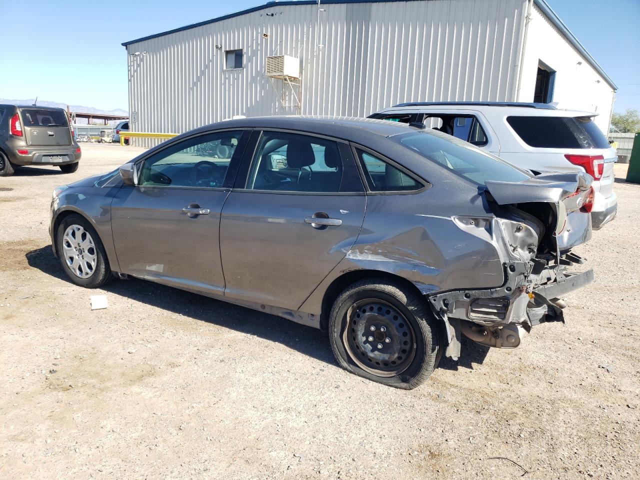 Image 2 of 2012 FORD FOCUS SE 2012 with VIN 1FAHP3F21CL120021
