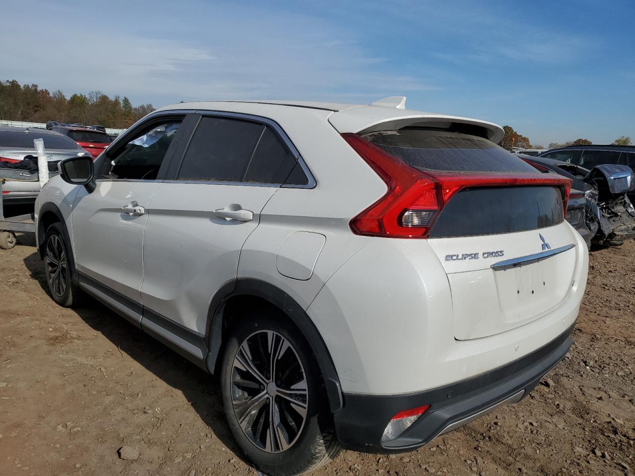 Image 2 of 2020 MITSUBISHI ECLIPSE CROSS  2020 with VIN JA4AS5AA2LZ027326