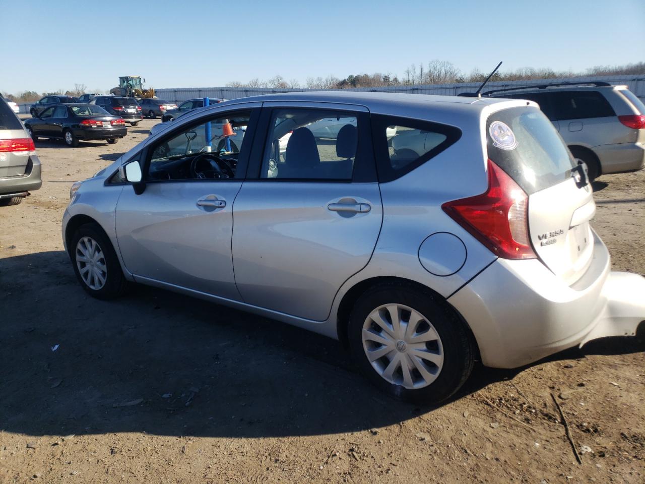 Obraz 2 z 2016 NISSAN VERSA NOTE S 2016 z VIN 3N1CE2CP5GL402132