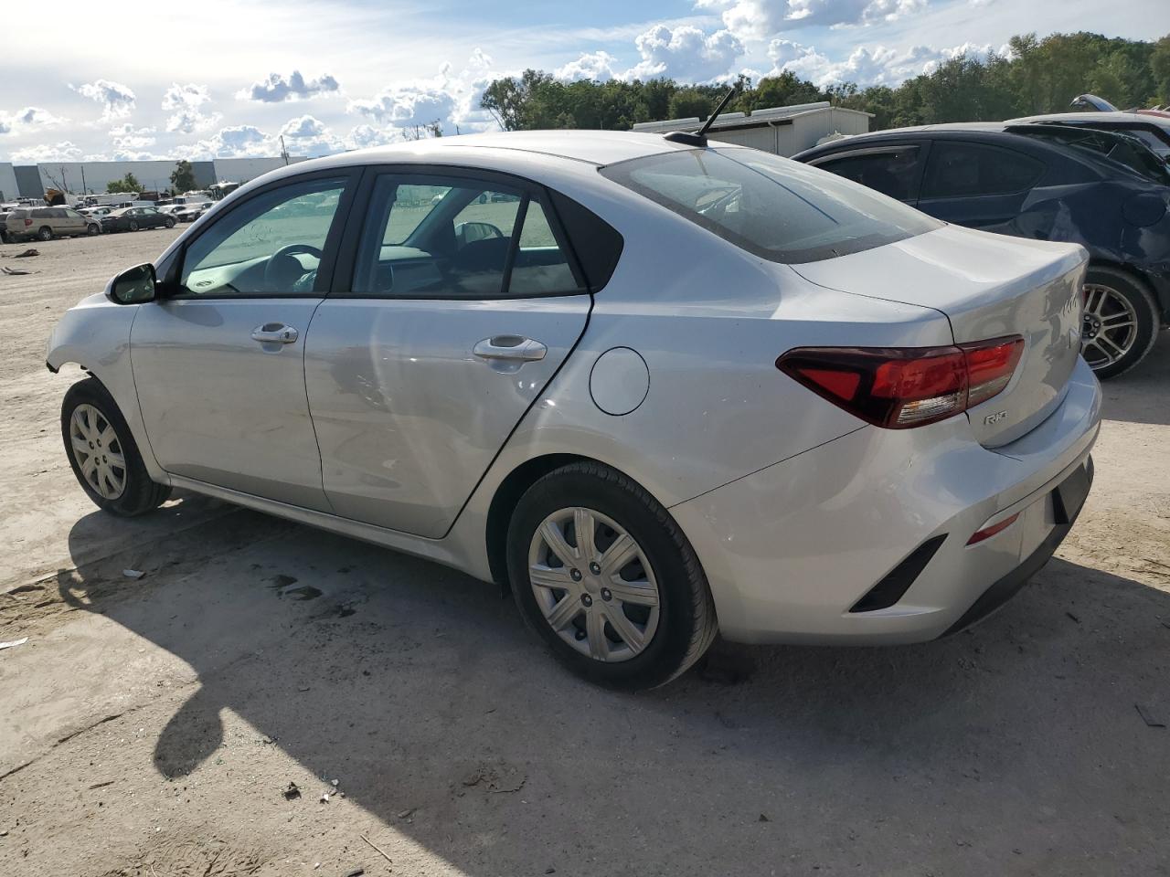 Obraz 2 z 2022 KIA RIO LX 2022 z VIN 3KPA24AD6NE488053