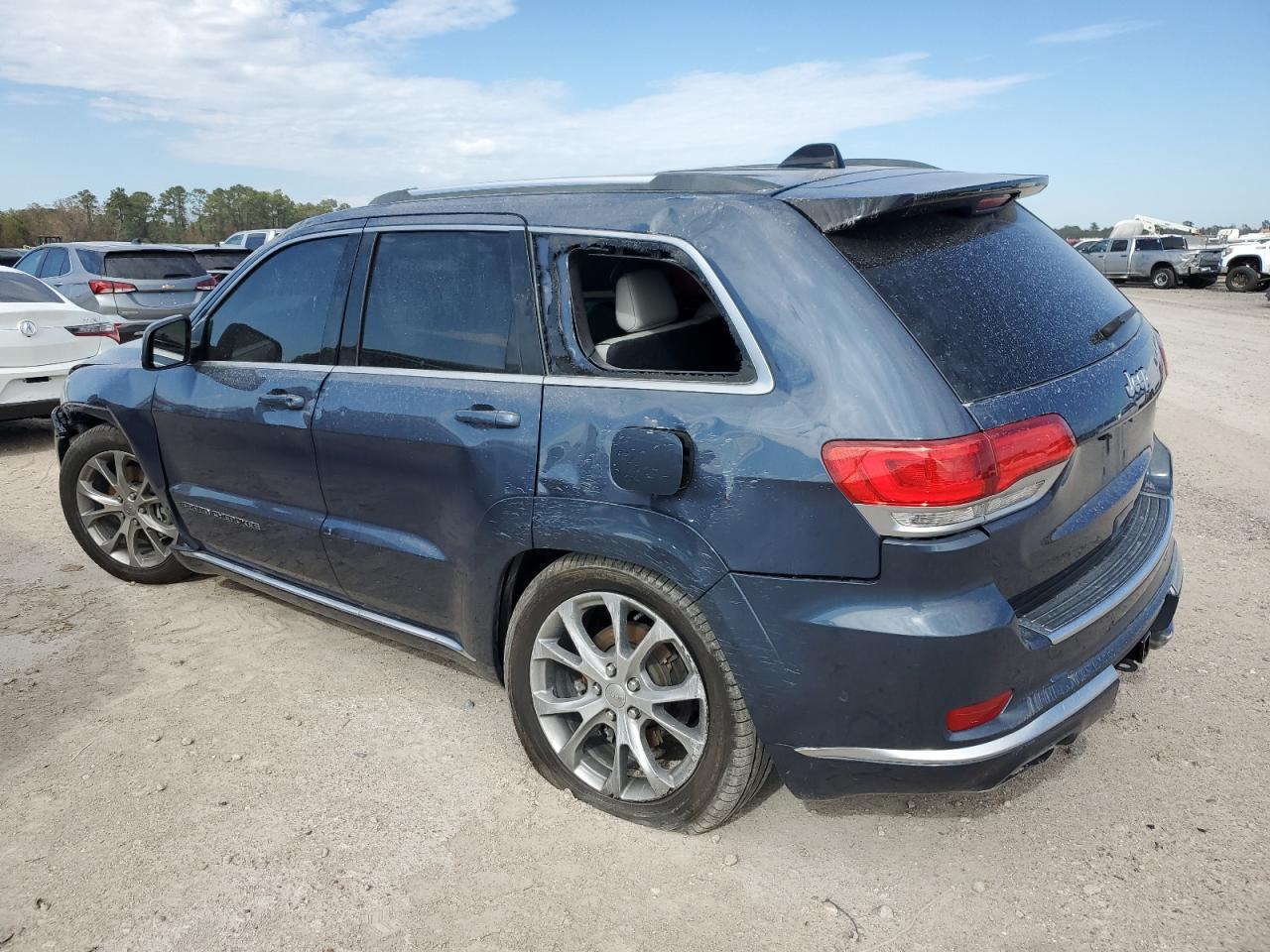 Image 2 of 2021 JEEP GRAND CHEROKEE SUMMIT 2021 with VIN 1C4RJEJG3MC656971