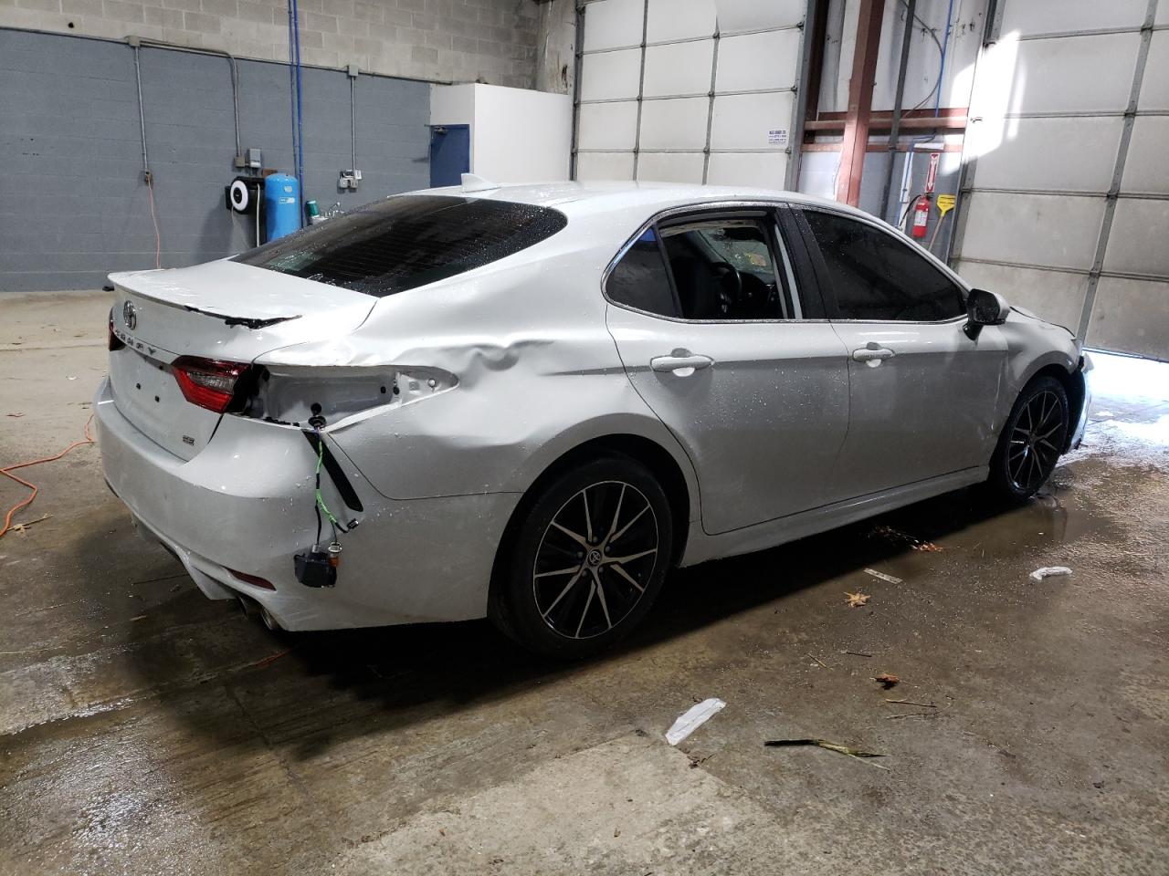 Изображение 3 2023 TOYOTA CAMRY SE NIGHT SHADE 2023 с VIN 4T1G11AK9PU101845